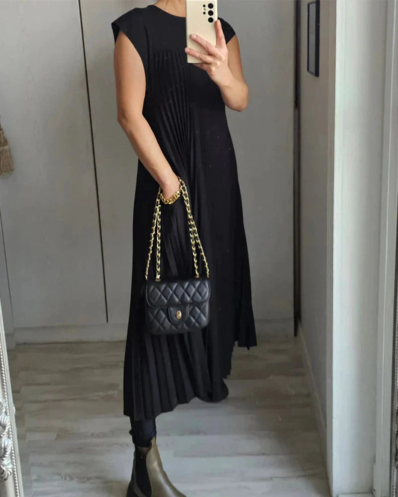 LOUISE - SLEEVELESS PLEATED DRESS