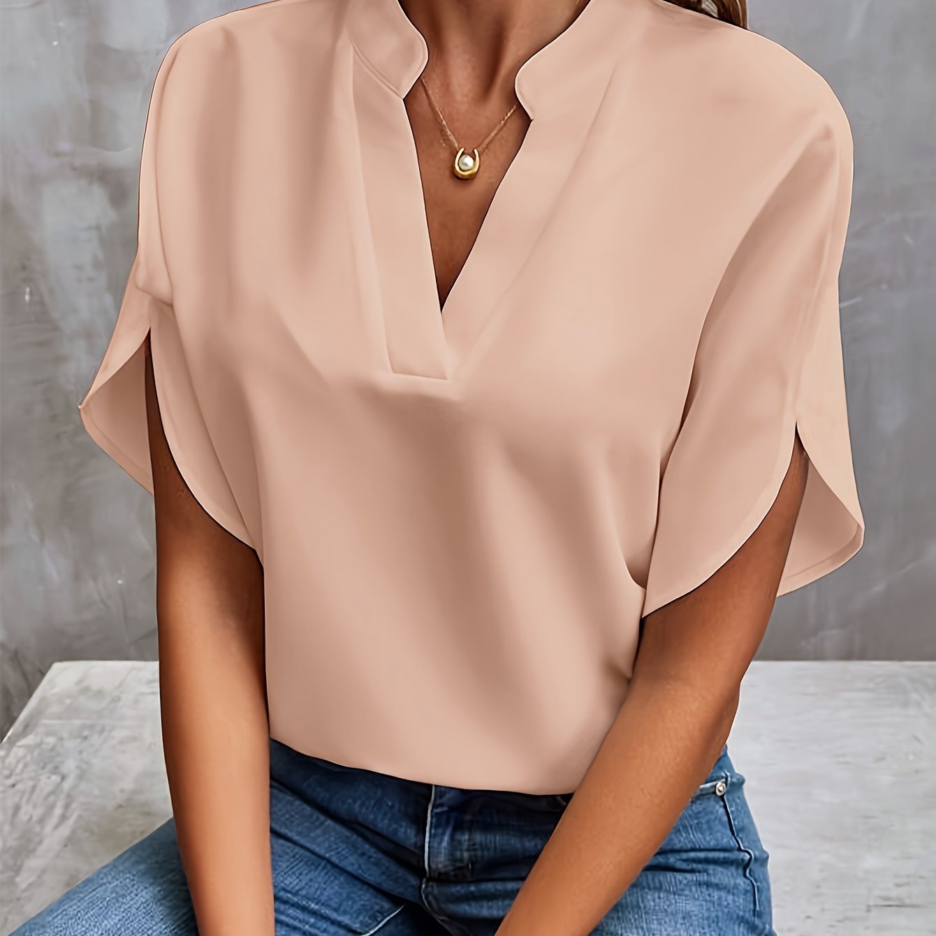 Stella - Elegant Light Blouse