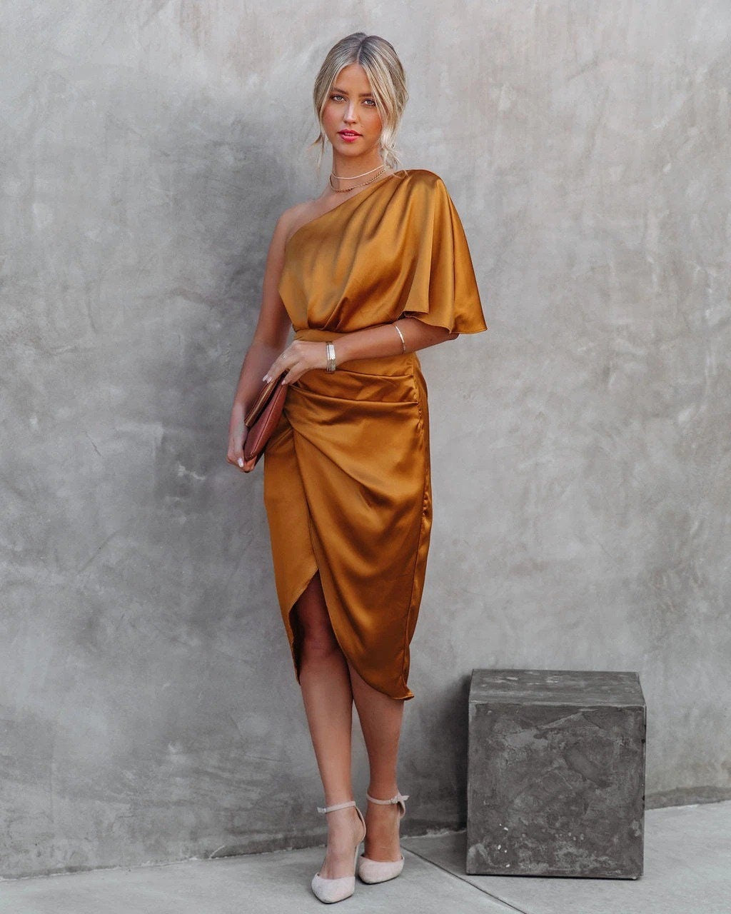 Rosalie - Chic Satin Dress
