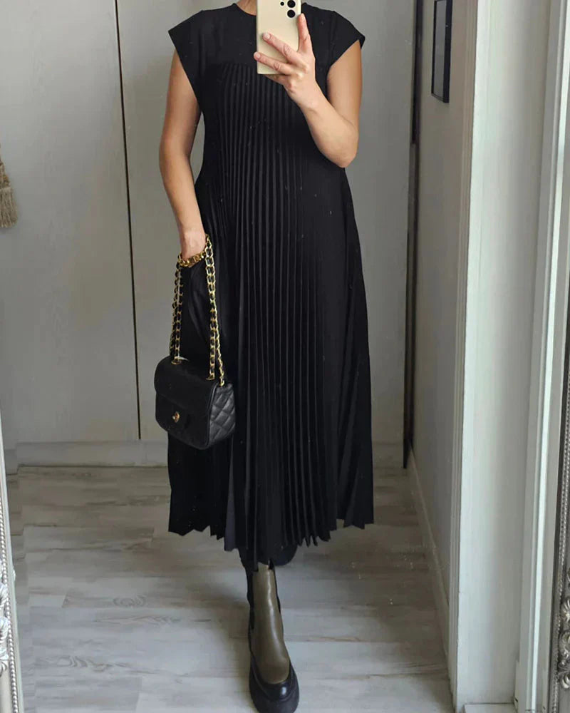 LOUISE - SLEEVELESS PLEATED DRESS