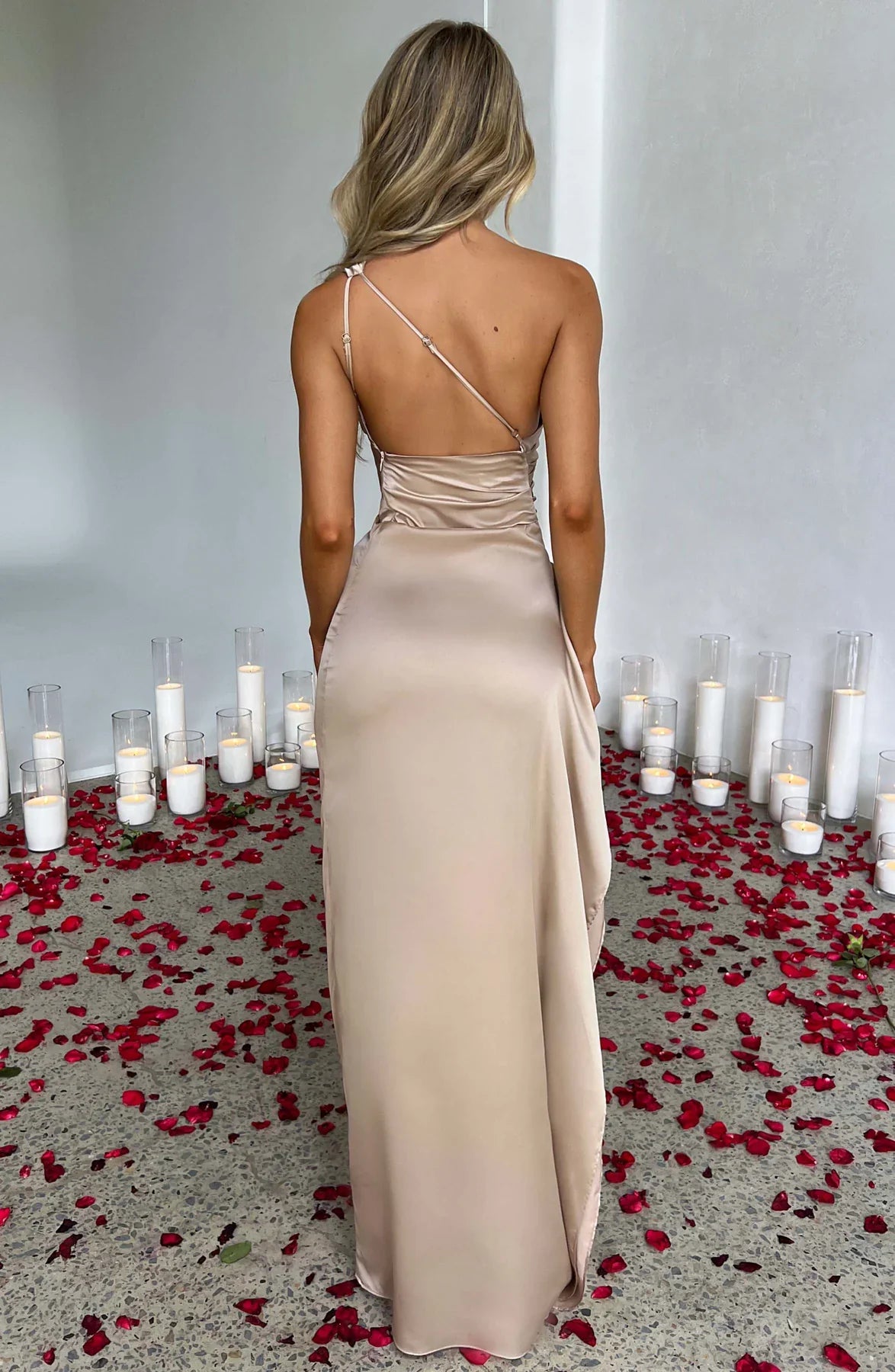 Charlotte - Elegant Maxi Dress